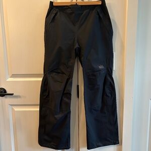REI Co-op XeroDry Gore-Tex (GTX) Pants, Black, Men's Small Short